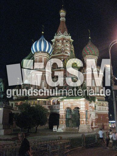 345 Wassili-Blashenny-Kathedrale bei Nacht.JPG